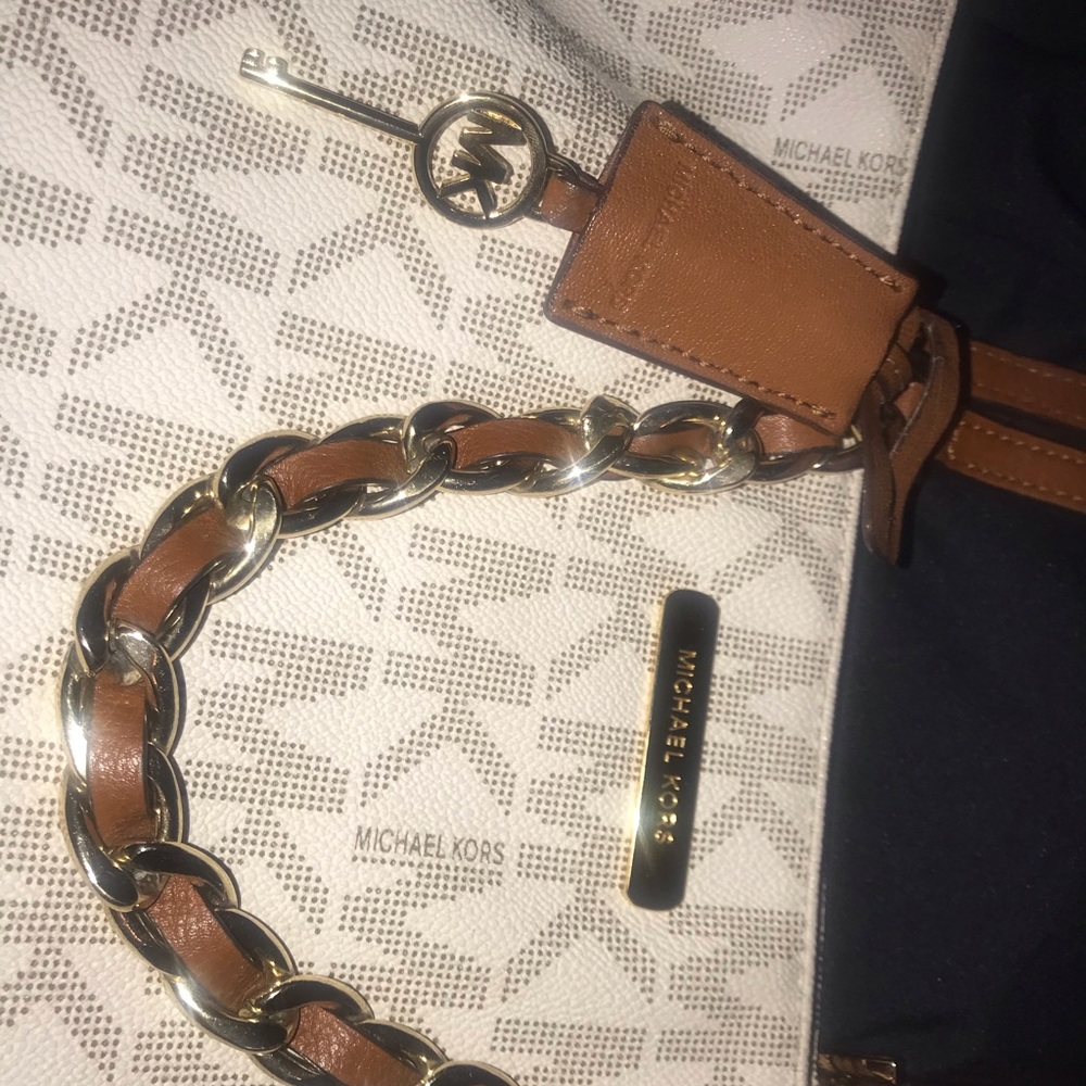 Michael Kors bag